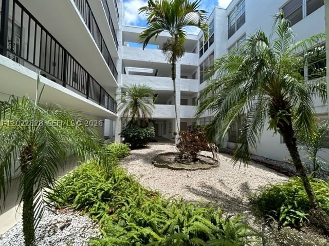 Real estate property located at 6923 Cypress Rd C12, Broward, Plantation Royal Section, Plantation, FL