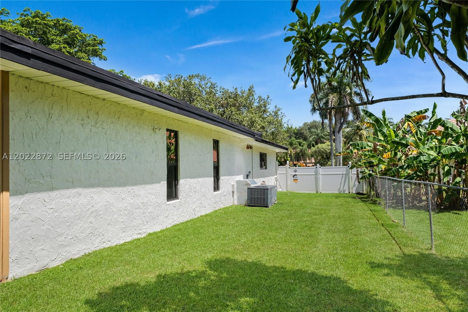 Real estate property located at 11640 37th Ct, Broward, Majestic Groves, Davie, FL