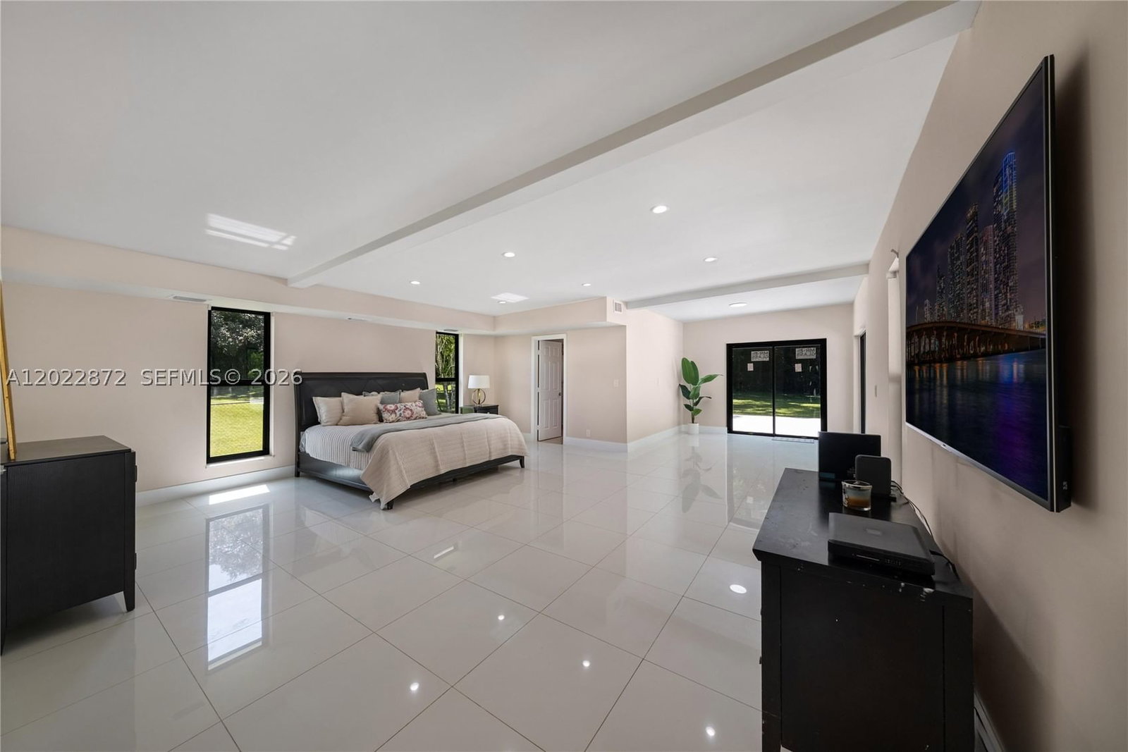 Real estate property located at 11640 37th Ct, Broward, Majestic Groves, Davie, FL