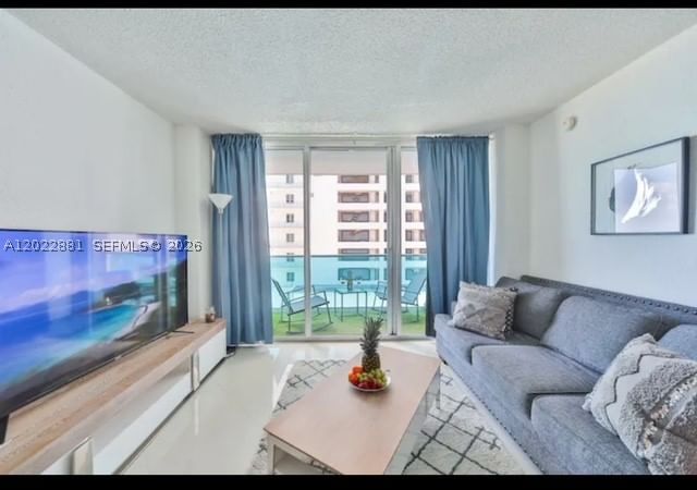 Real estate property located at 4001 Ocean Dr #7L, Broward, Sian Ocean Residences Con, Hollywood, FL