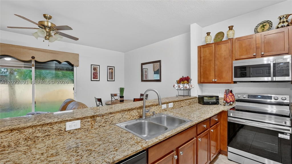 Real estate property located at 8926 19th St, Broward, Village Walk, Miramar, FL