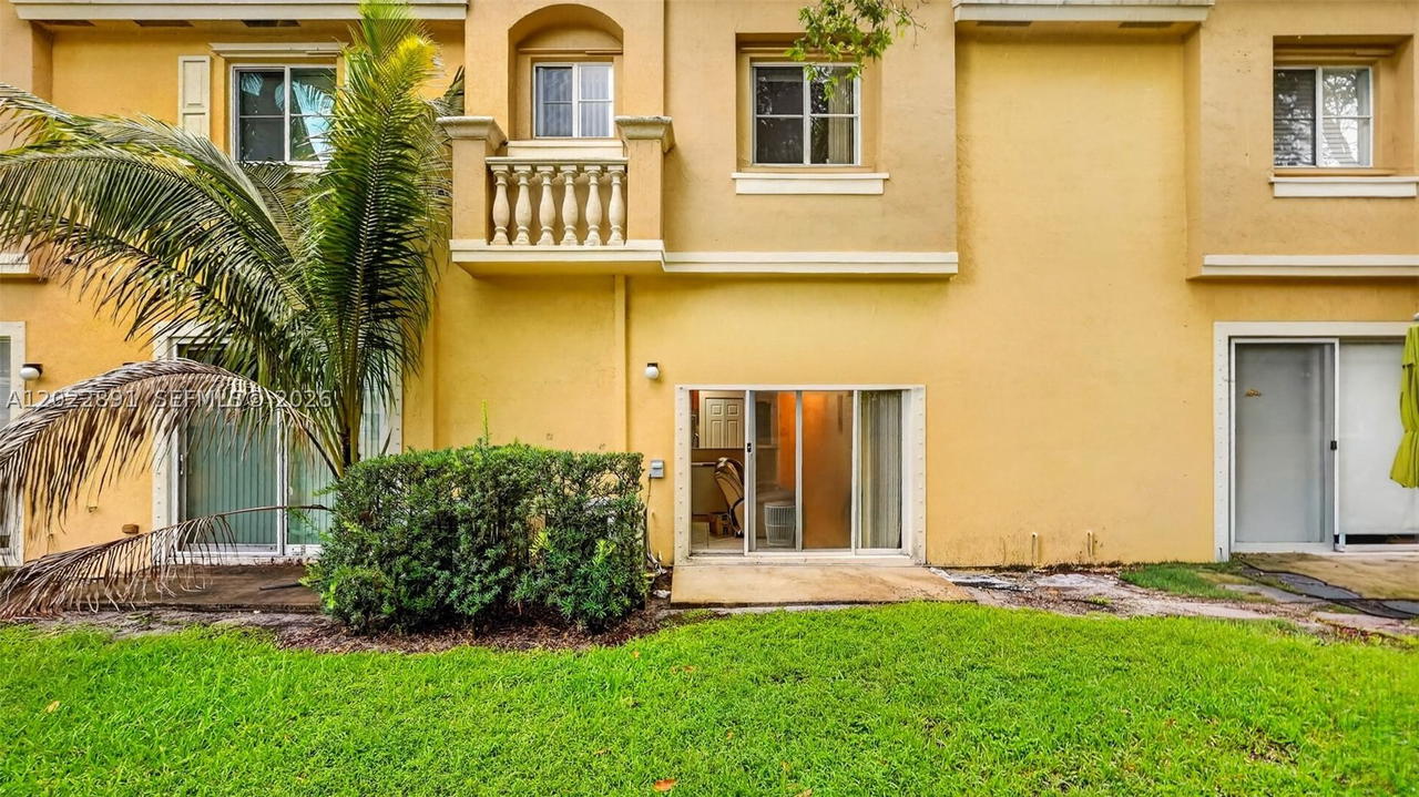 Real estate property located at 8926 19th St, Broward, Village Walk, Miramar, FL