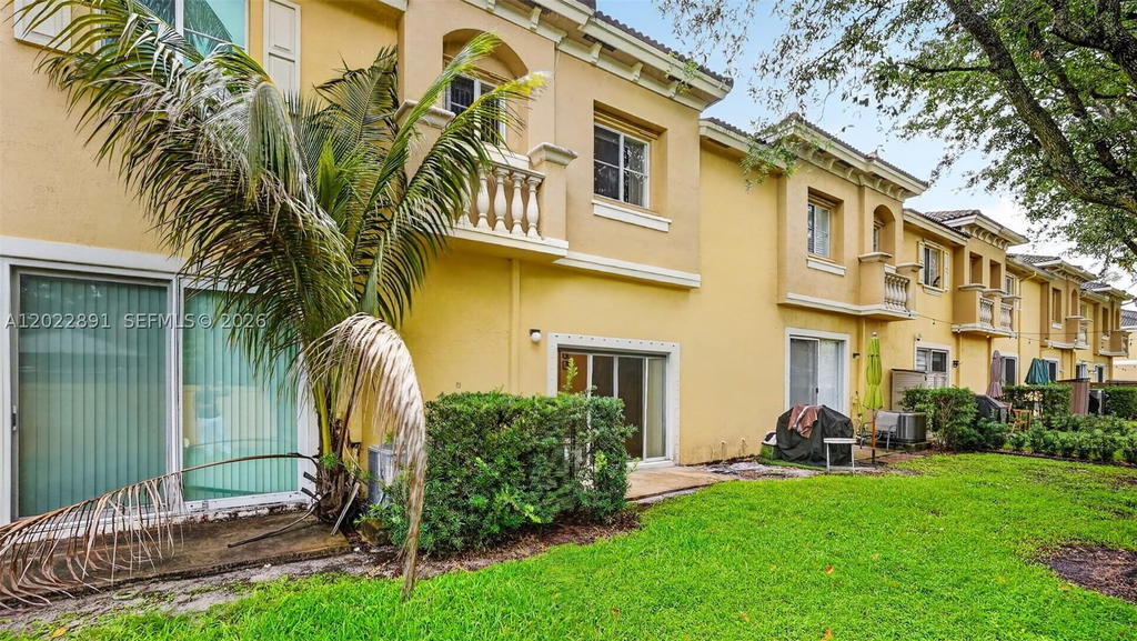 Real estate property located at 8926 19th St, Broward, Village Walk, Miramar, FL