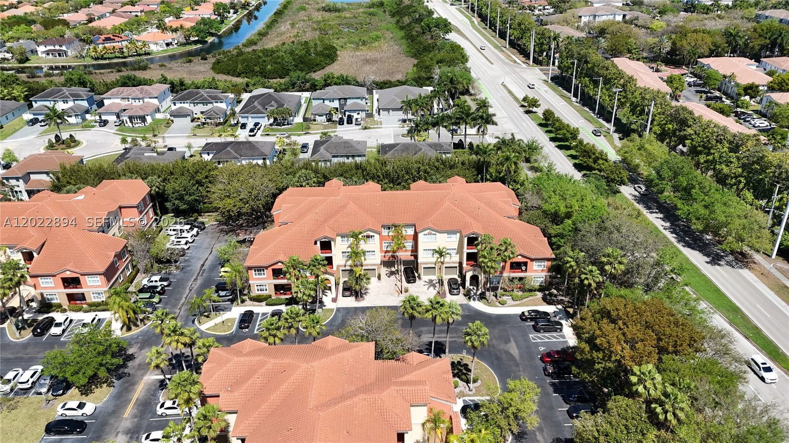 Real estate property located at 4400 160th Ave #1015, Broward, El-ad Villaggio Condo Bld, Miramar, FL