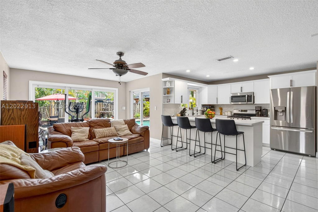 Real estate property located at 15596 110th Ter, Miami-dade, Atrium Homes At The Hammo, Miami, FL