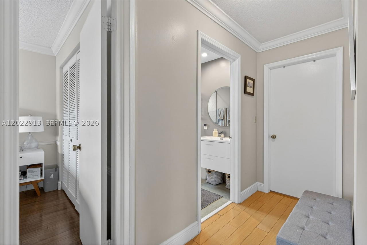 Real estate property located at 15596 110th Ter, Miami-dade, Atrium Homes At The Hammo, Miami, FL