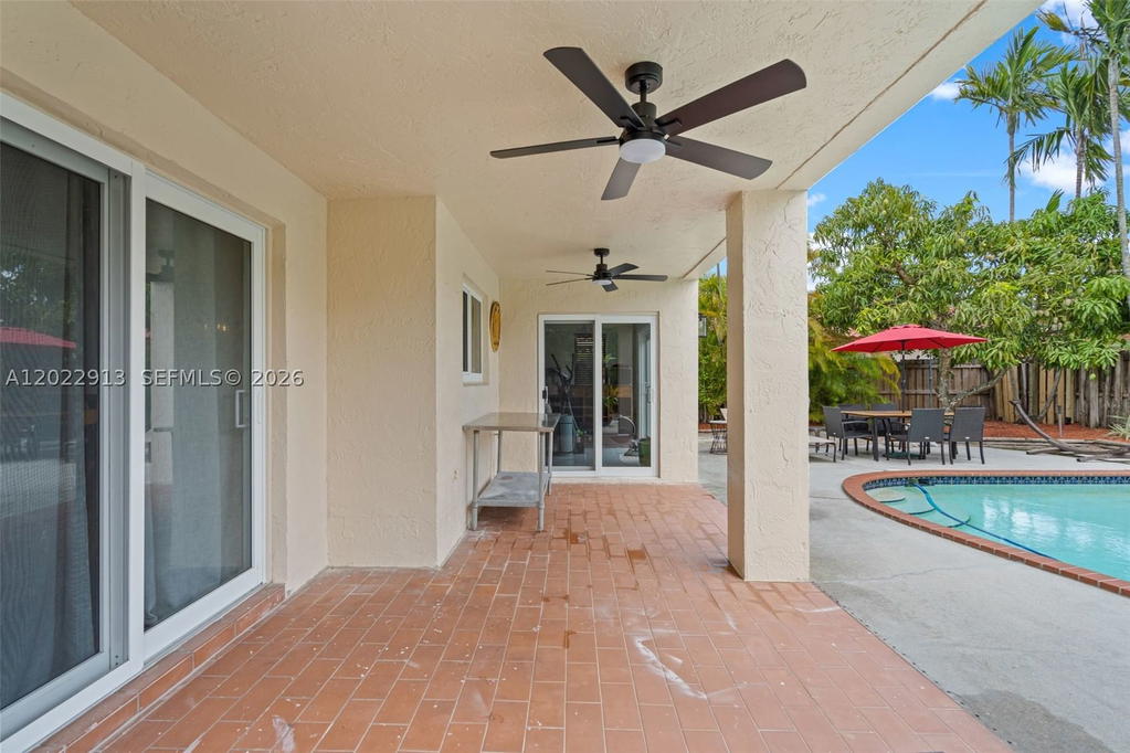 Real estate property located at 15596 110th Ter, Miami-dade, Atrium Homes At The Hammo, Miami, FL