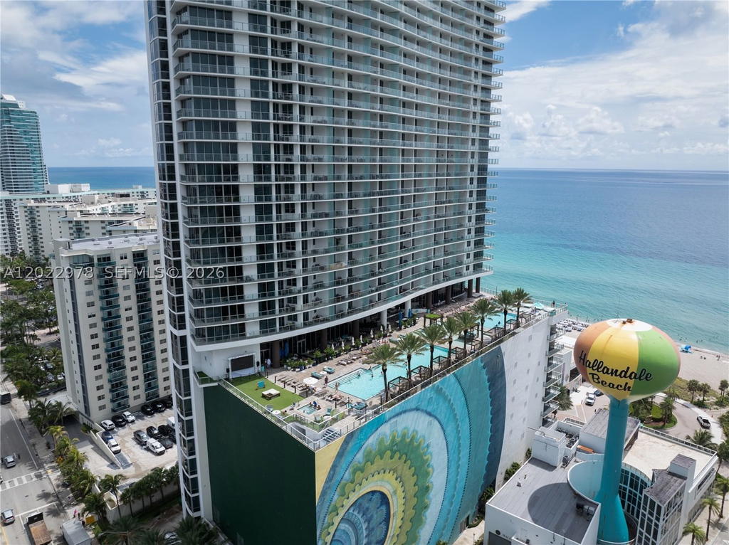 Real estate property located at 4111 Ocean Dr #2209, Broward, 4111 South Ocean Drive Co, Hollywood, FL
