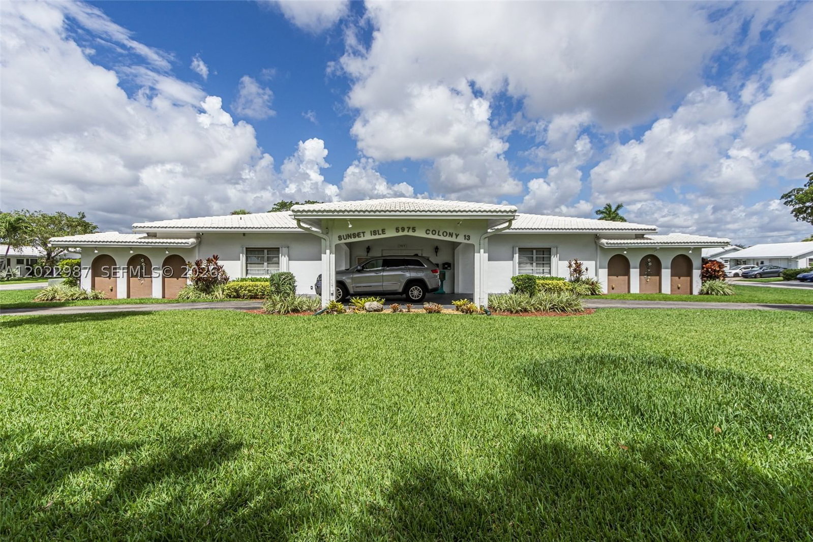Real estate property located at 8309 59th Pl, Broward, Mainlands Of Tamarac Lake, Tamarac, FL