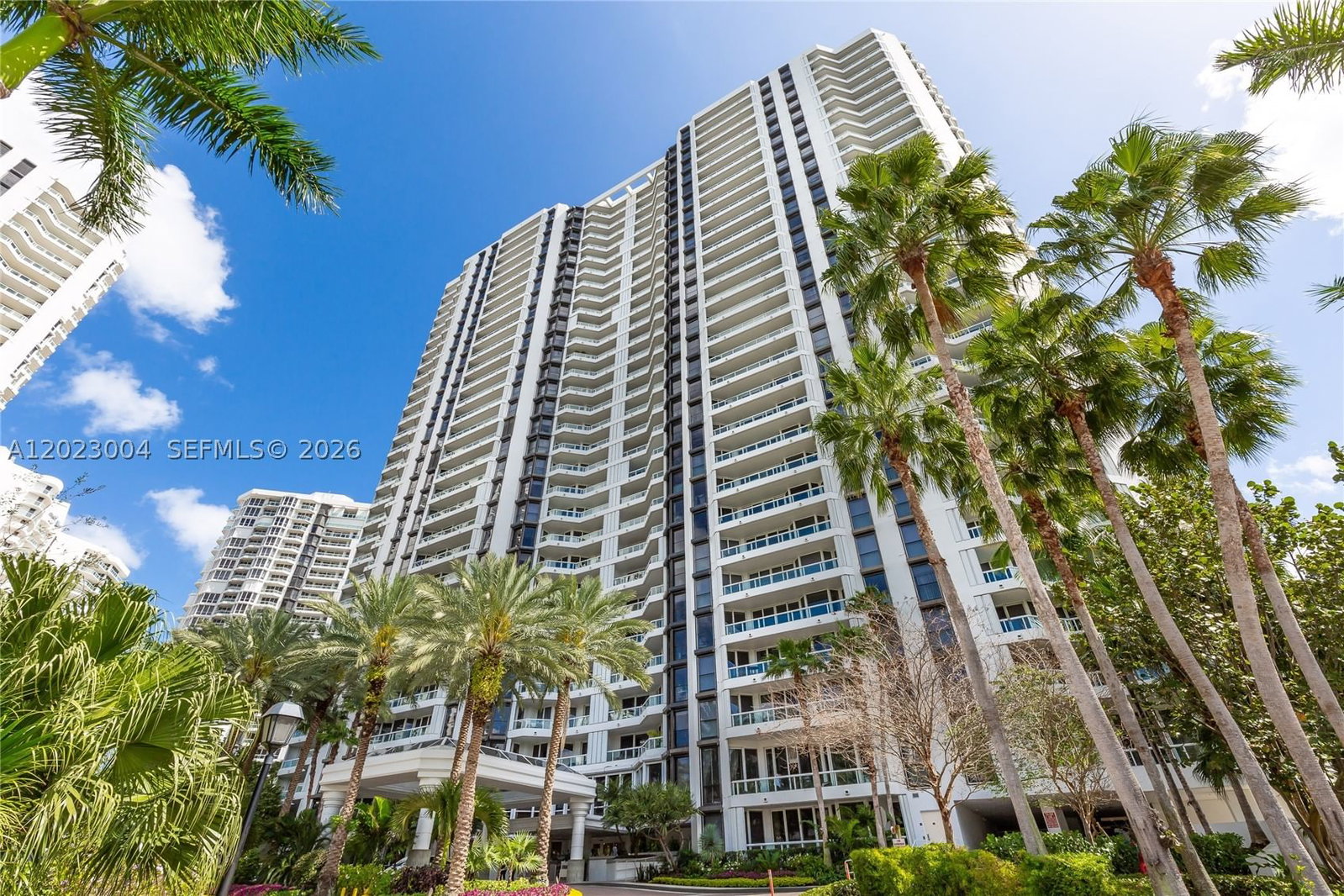 Real estate property located at 21055 Yacht Club Dr #2704, Miami-dade, South Tower At The Point, Aventura, FL