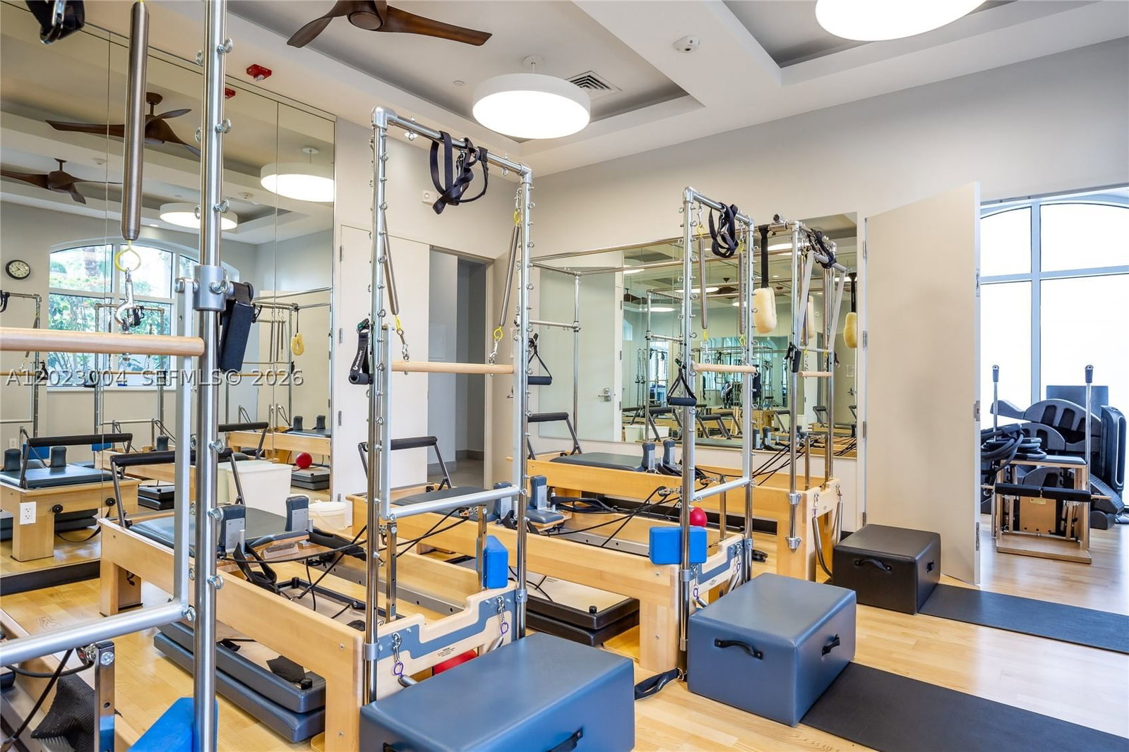 Real estate property located at 21055 Yacht Club Dr #2704, Miami-dade, South Tower At The Point, Aventura, FL