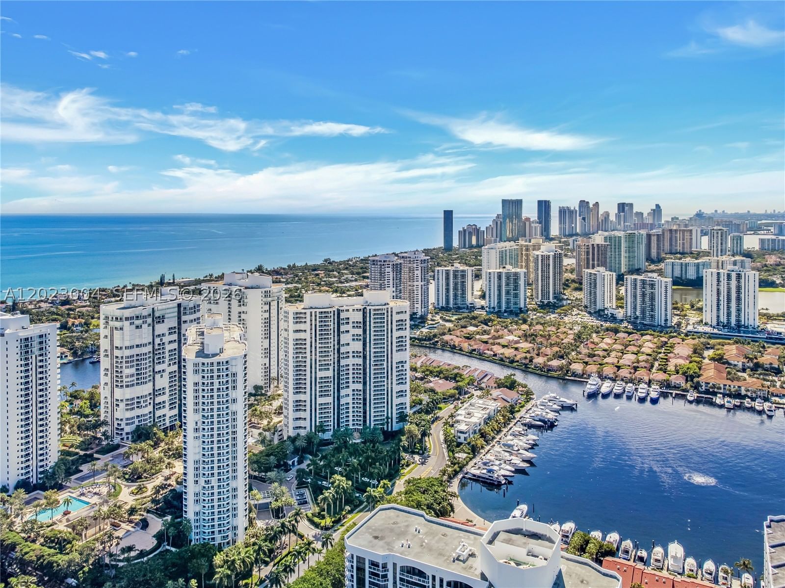 Real estate property located at 21055 Yacht Club Dr #2704, Miami-dade, South Tower At The Point, Aventura, FL