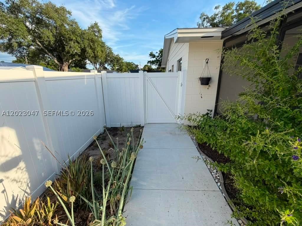 Real estate property located at 1210 BRANDA VISTA DR, Hillsborough, Branda Vista Sub Unit, Brandon, FL