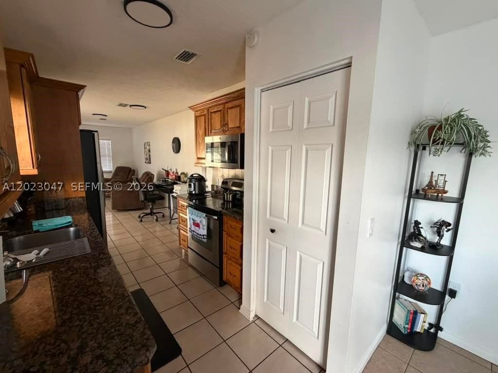 Real estate property located at 1210 BRANDA VISTA DR, Hillsborough, Branda Vista Sub Unit, Brandon, FL