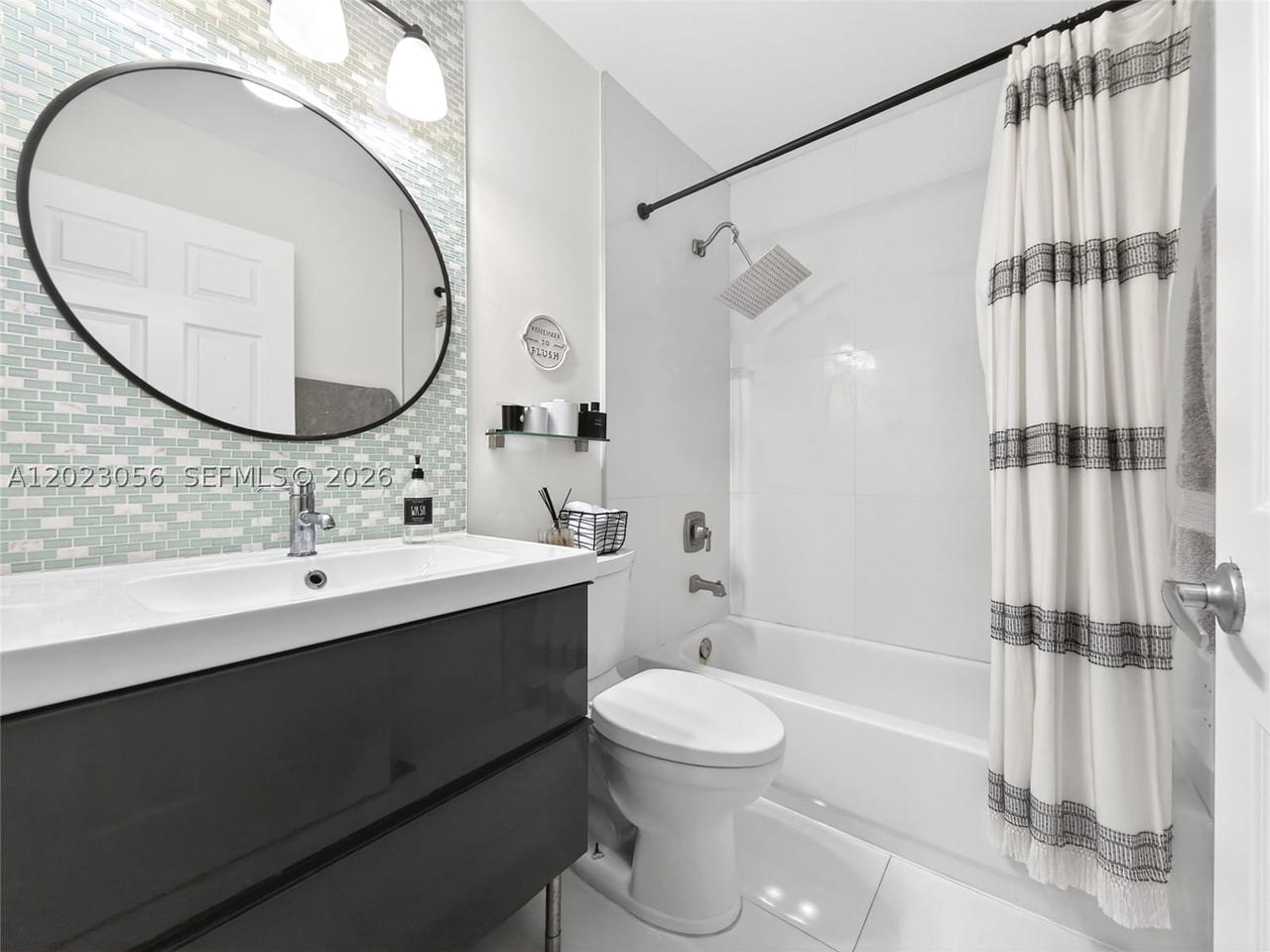 Real estate property located at 7426 162nd Ct, Miami-dade, Heftlers Lago Mar West, Miami, FL