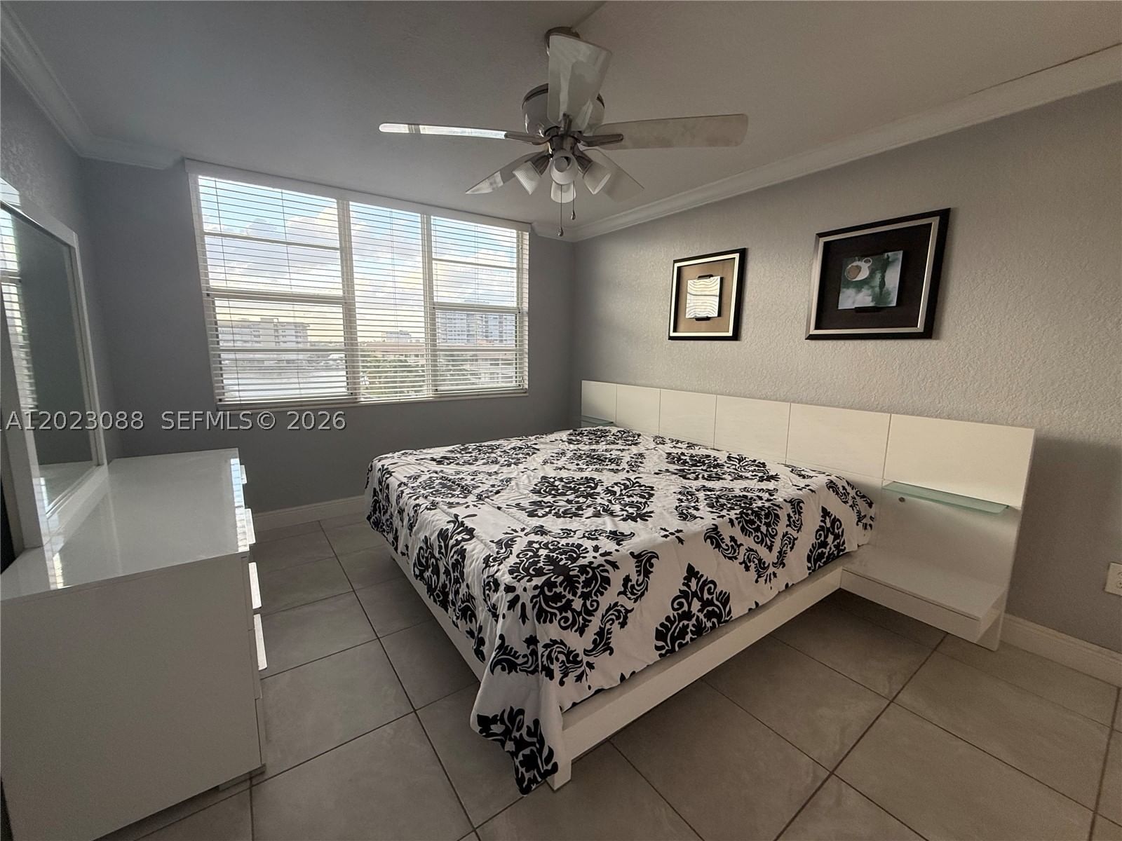Real estate property located at 1893 Ocean Dr #506, Broward, Islands-martinique Condo, Hallandale Beach, FL