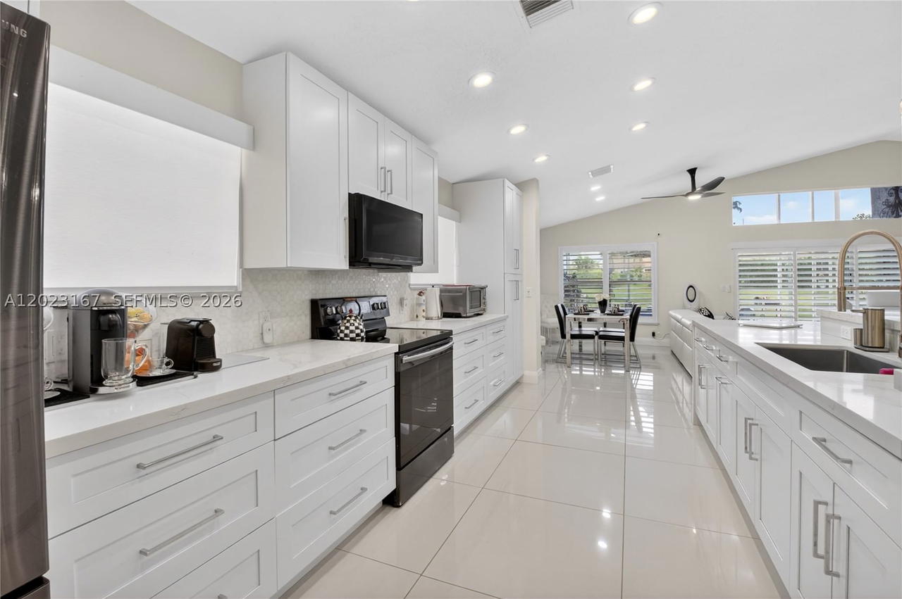 Real estate property located at 12636 Coral Lakes Dr, Palm Beach, Regency Cove North, Boynton Beach, FL