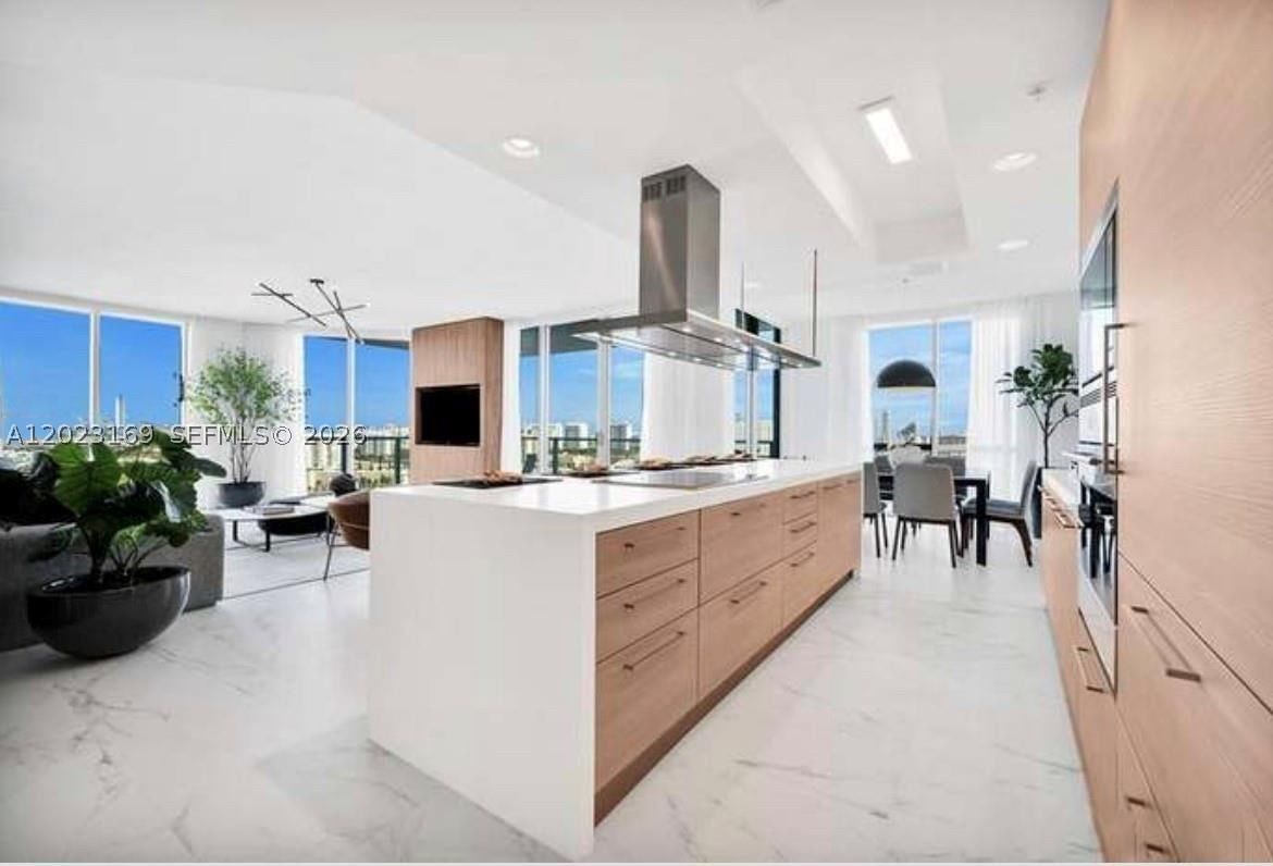 Real estate property located at 17111 Biscayne Blvd #2209, Miami-dade, Marina Palms Residences S, North Miami Beach, FL