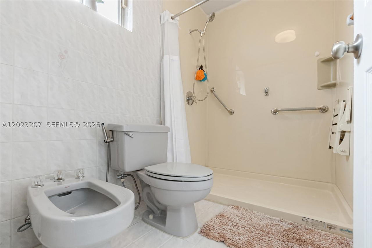 Real estate property located at 3254 78th St, Miami-dade, Napoles Homes, Hialeah, FL