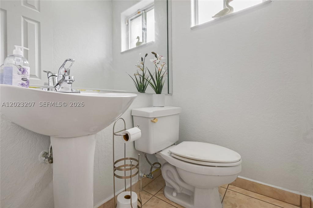 Real estate property located at 3254 78th St, Miami-dade, Napoles Homes, Hialeah, FL