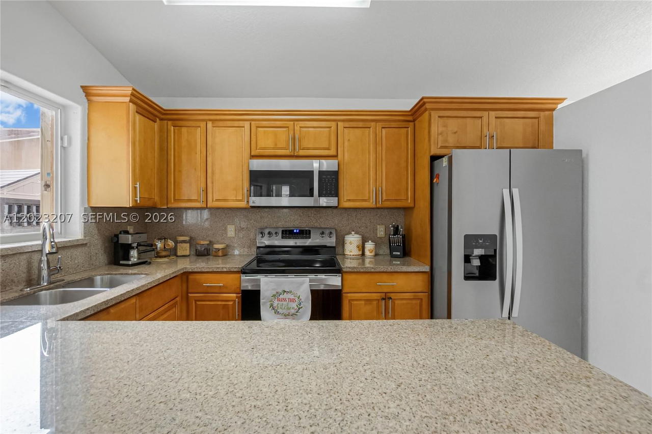 Real estate property located at 3254 78th St, Miami-dade, Napoles Homes, Hialeah, FL