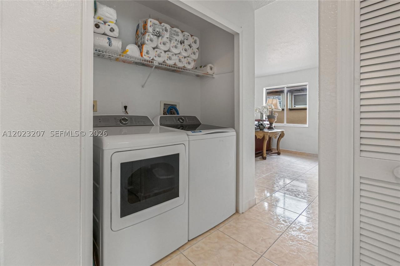 Real estate property located at 3254 78th St, Miami-dade, Napoles Homes, Hialeah, FL