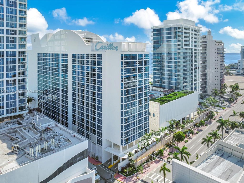 Real estate property located at 6801 Collins Ave #705 (Door 722), Miami-dade, Central Carillon Beach Co, Miami Beach, FL