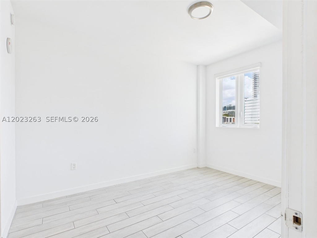 Real estate property located at 321 26th St #802, Miami-dade, 26 Edgewater Condo, Miami, FL