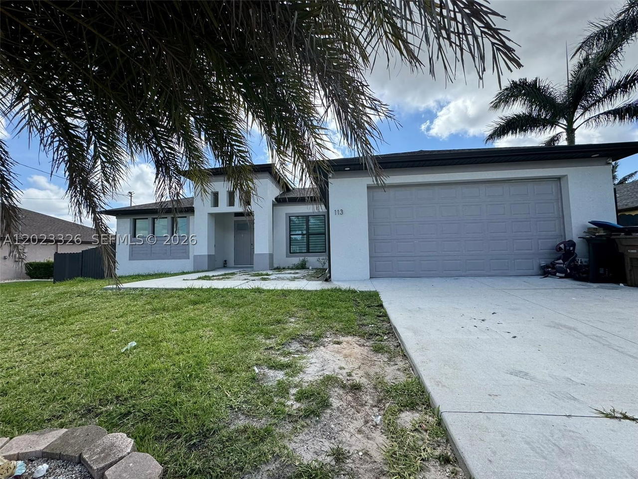Real estate property located at 113 38th Pl, Lee, City Of Cape Coral, Cape Coral, FL
