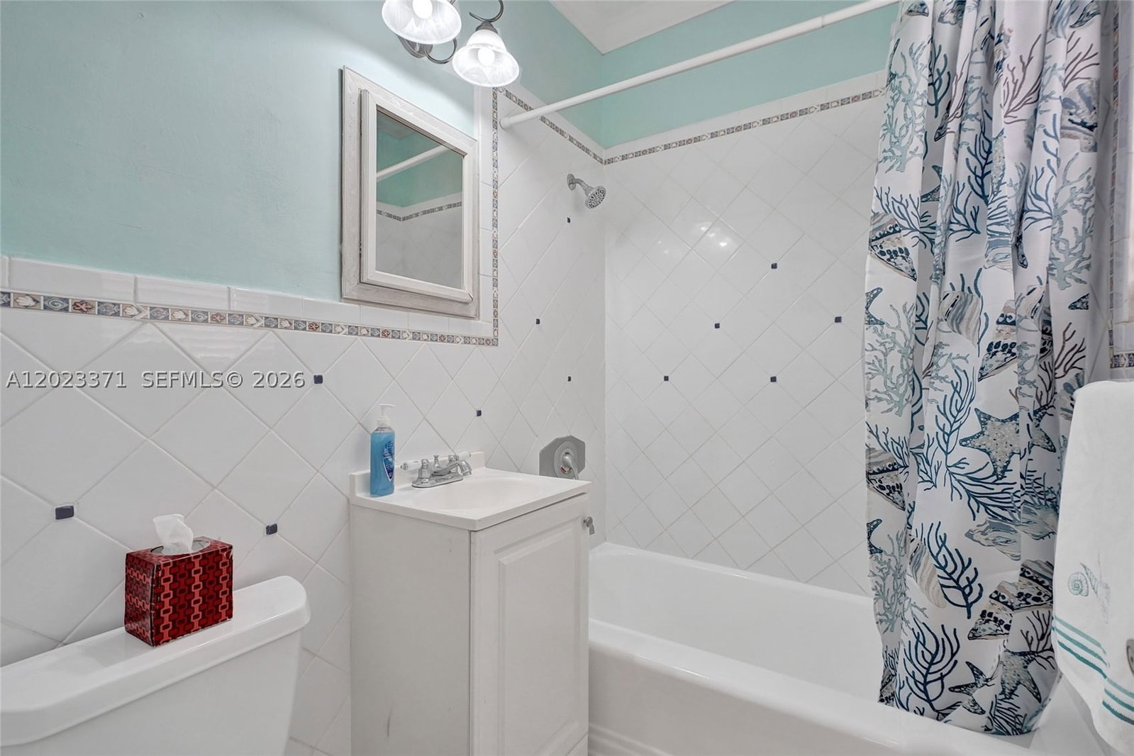 Real estate property located at 717 Espanola Way #204, Miami-dade, Espanola Way Villas Condo, Miami Beach, FL