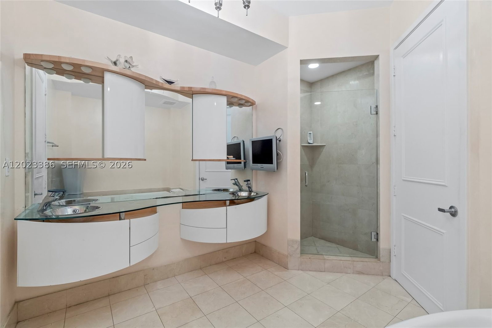 Real estate property located at 18101 Collins Ave #1502, Miami-dade, Trump Palace Condo, Sunny Isles Beach, FL