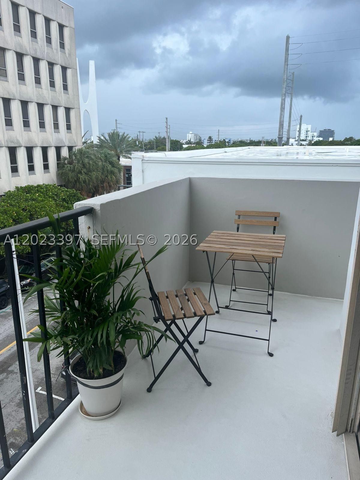 Real estate property located at 6965 Harding Ave #401, Miami-dade, Harding Villas Condo, Miami Beach, FL