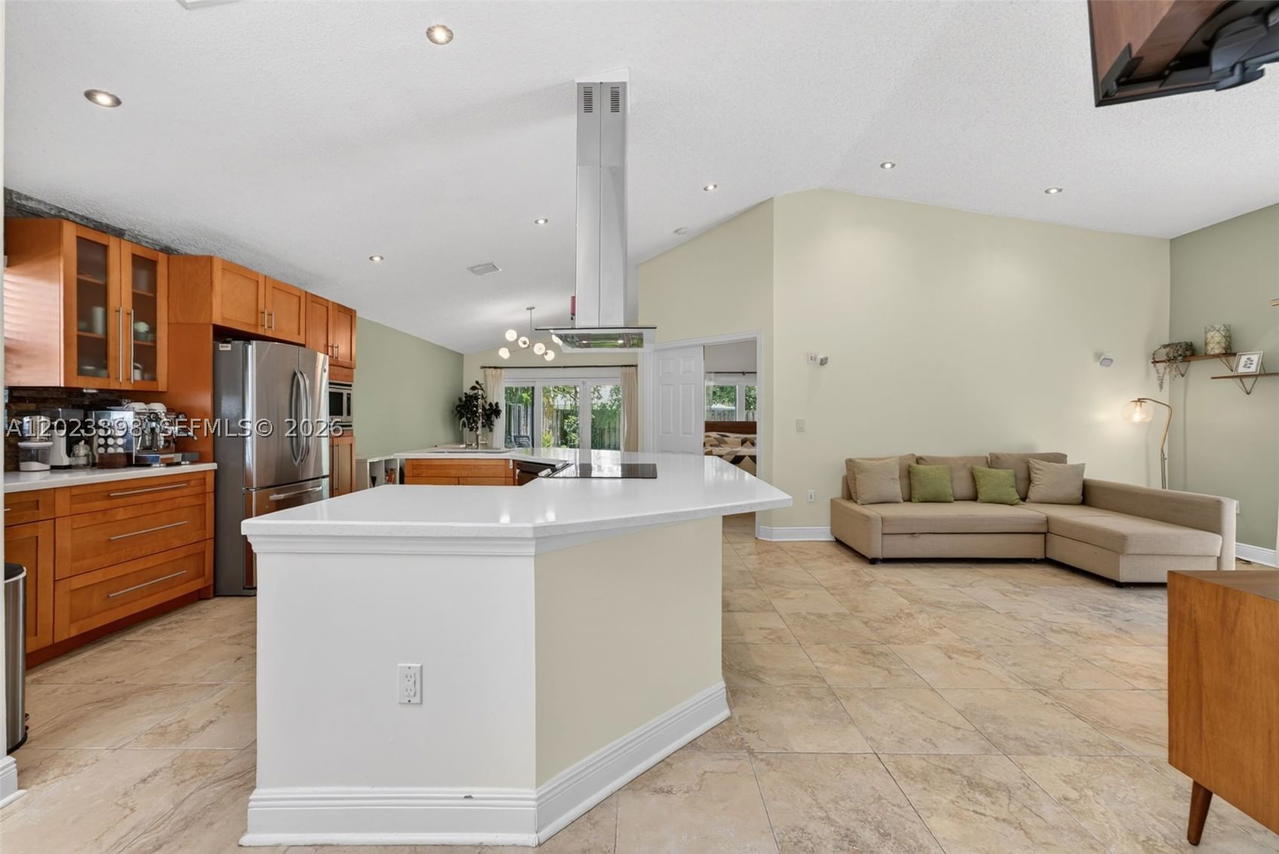 Real estate property located at 14421 155th Pl, Miami-dade, Oak Creek, Miami, FL