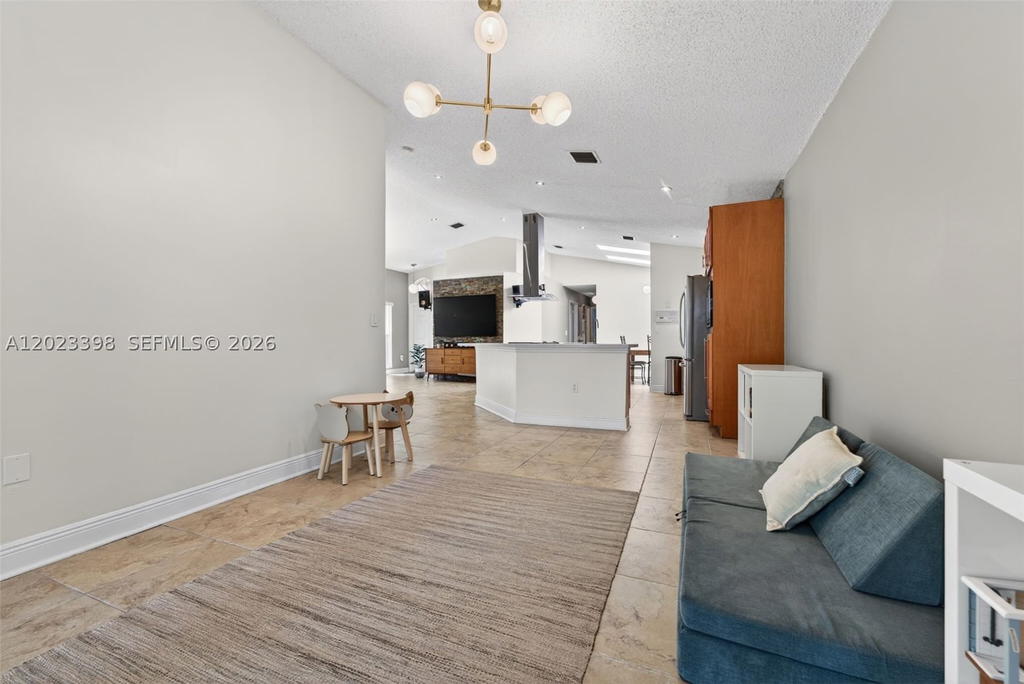 Real estate property located at 14421 155th Pl, Miami-dade, Oak Creek, Miami, FL