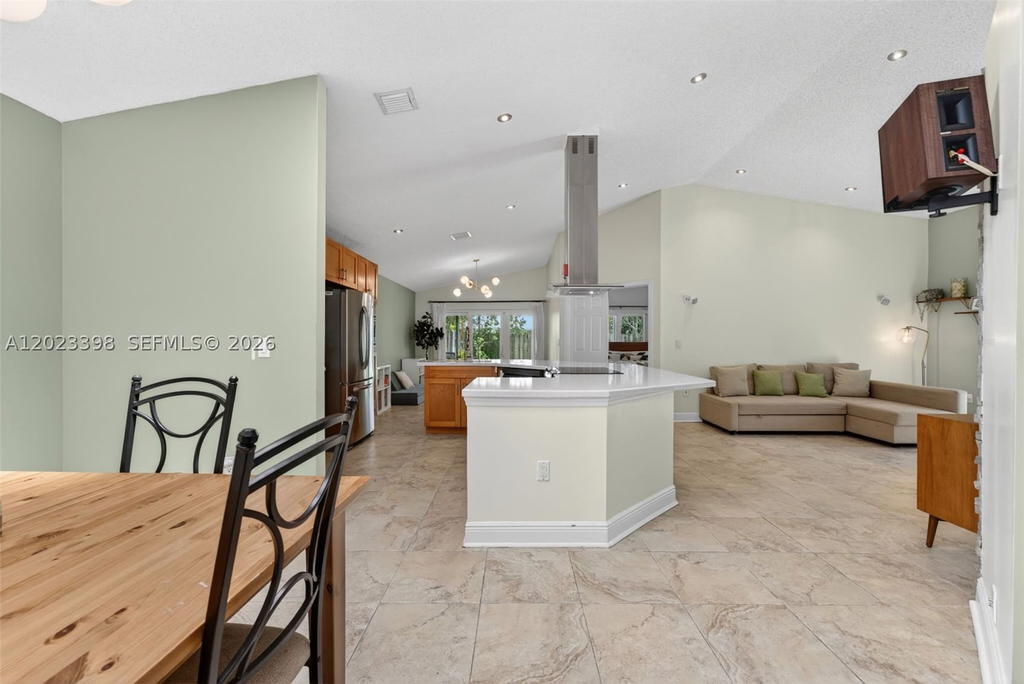 Real estate property located at 14421 155th Pl, Miami-dade, Oak Creek, Miami, FL