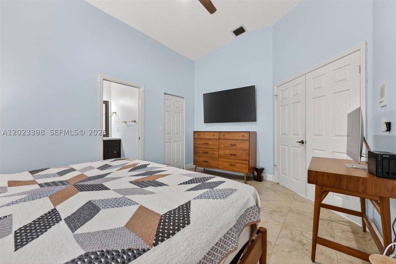 Real estate property located at 14421 155th Pl, Miami-dade, Oak Creek, Miami, FL