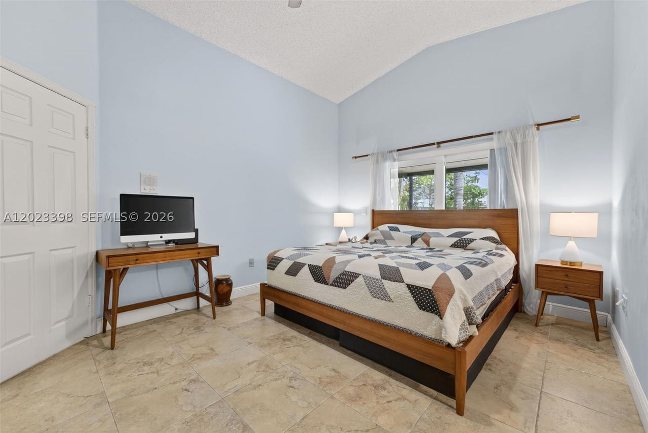 Real estate property located at 14421 155th Pl, Miami-dade, Oak Creek, Miami, FL