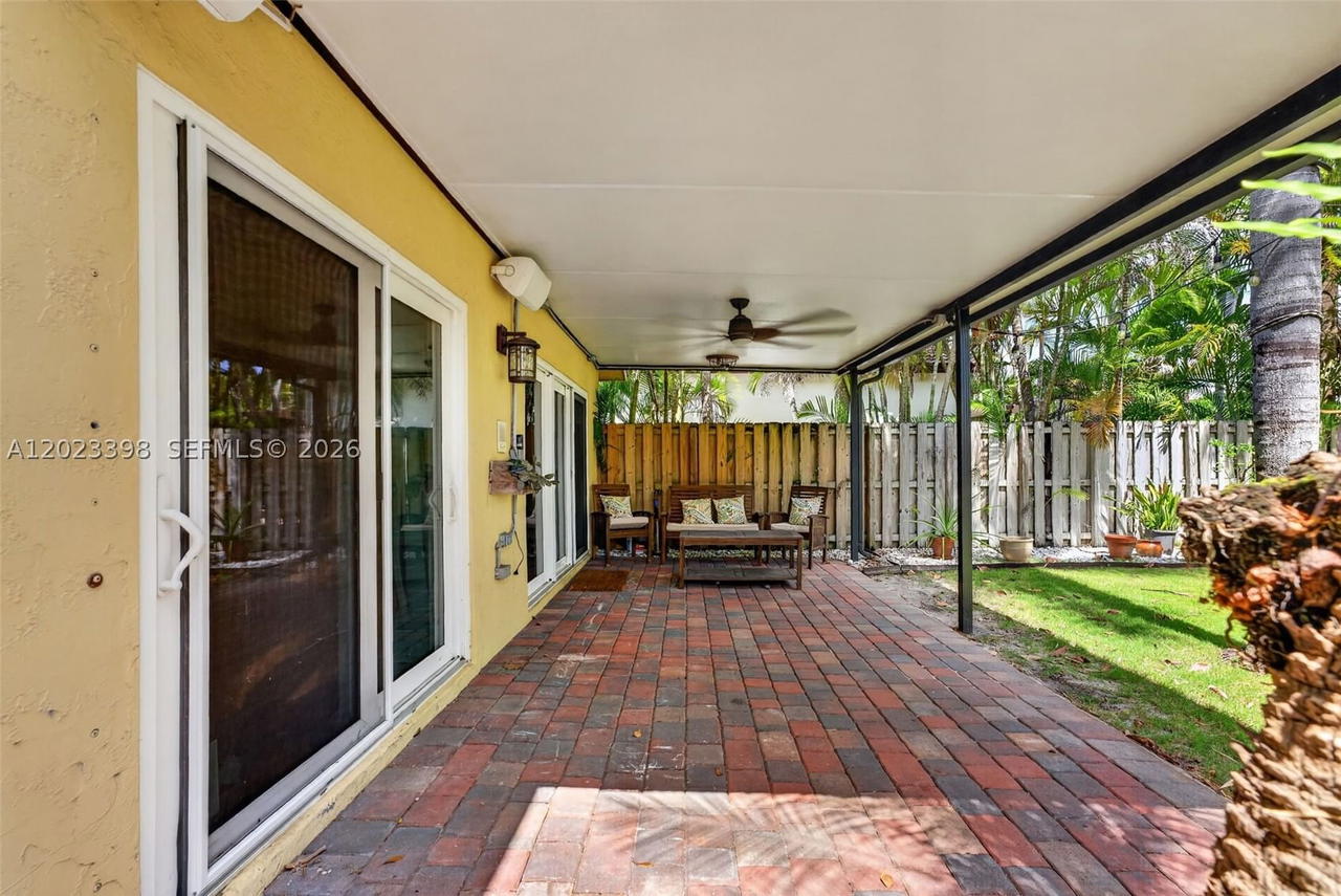 Real estate property located at 14421 155th Pl, Miami-dade, Oak Creek, Miami, FL