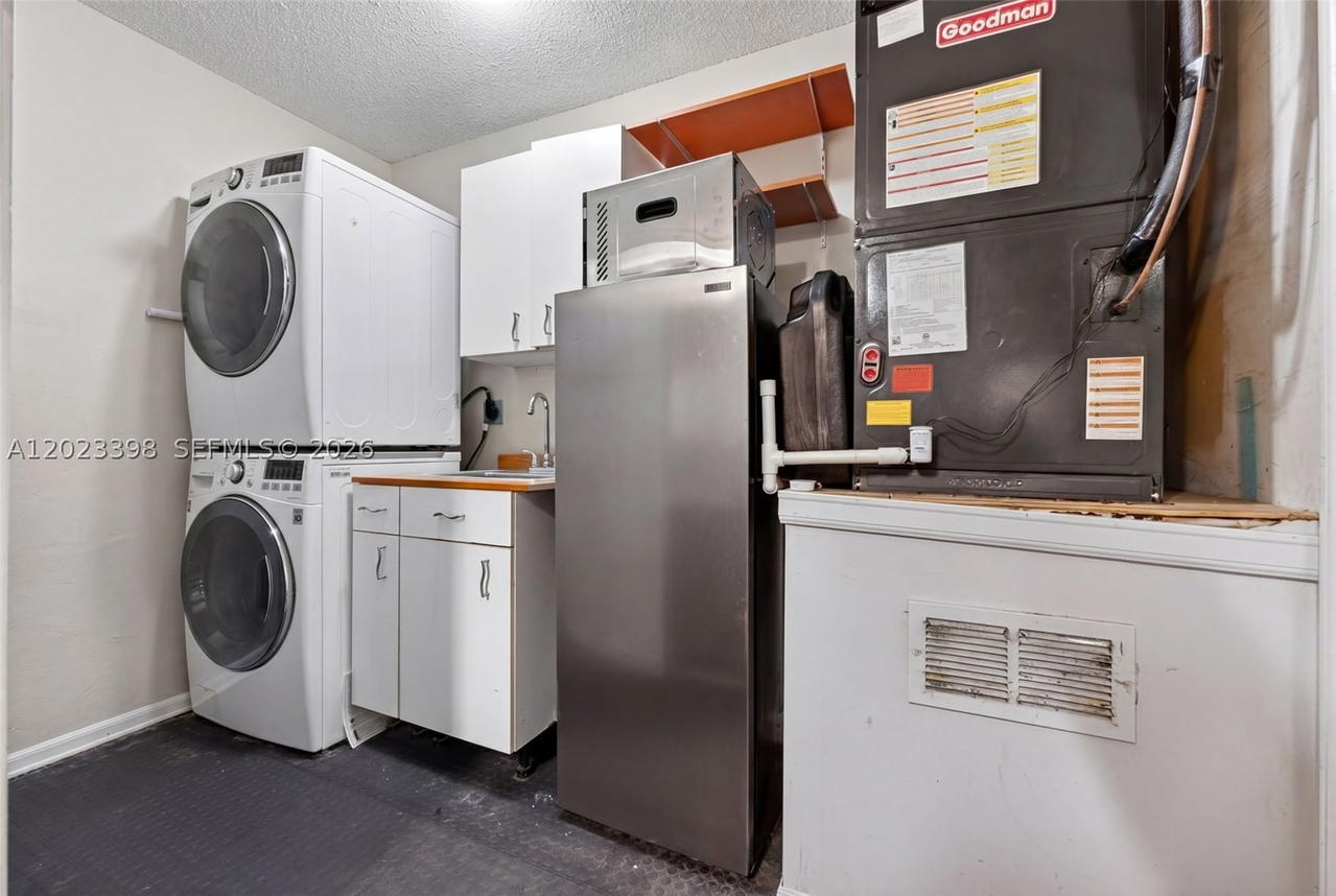 Real estate property located at 14421 155th Pl, Miami-dade, Oak Creek, Miami, FL