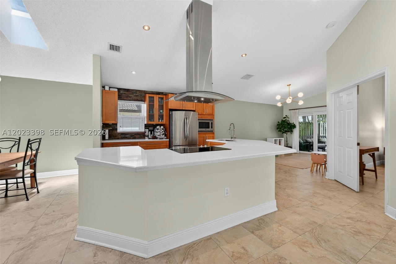 Real estate property located at 14421 155th Pl, Miami-dade, Oak Creek, Miami, FL