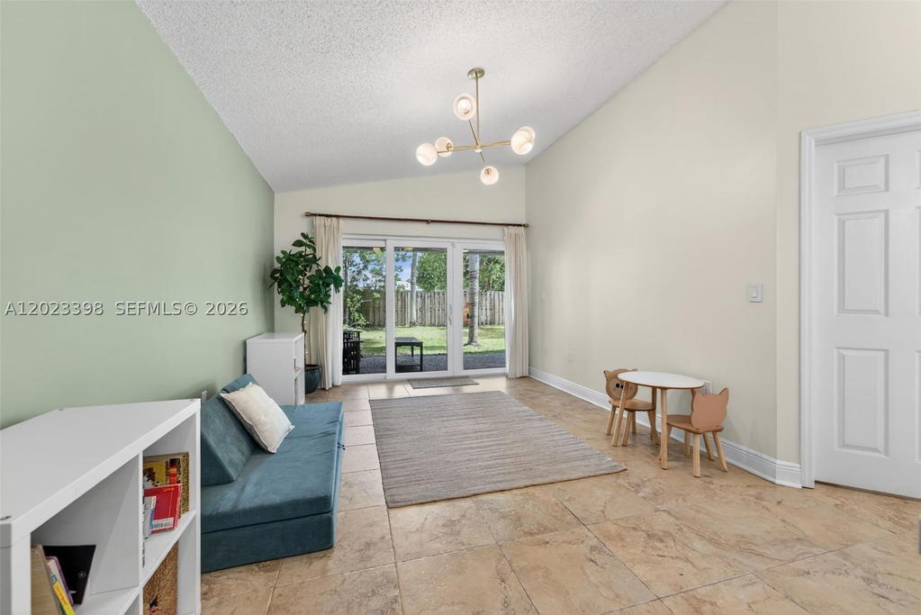 Real estate property located at 14421 155th Pl, Miami-dade, Oak Creek, Miami, FL