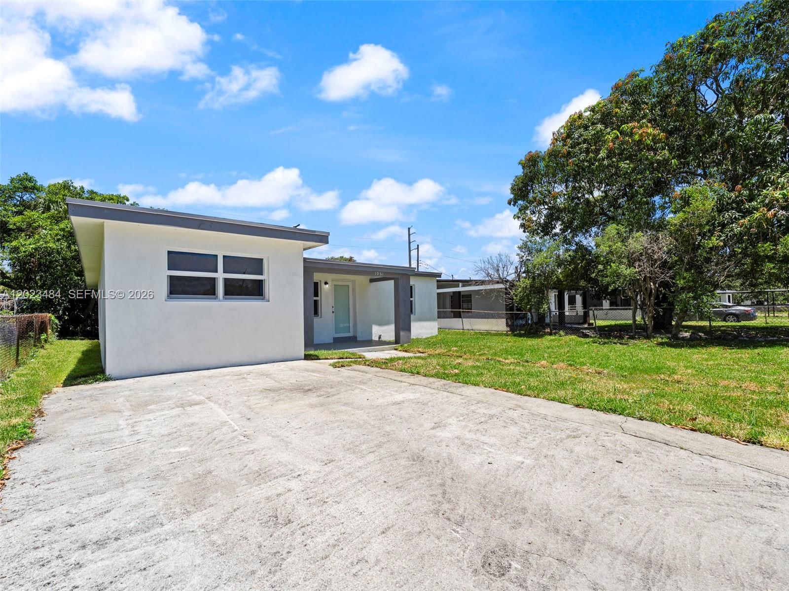 Real estate property located at 1961 Rutland St, Miami-dade, Magnolia Gardens Consolid, Opa Locka, FL