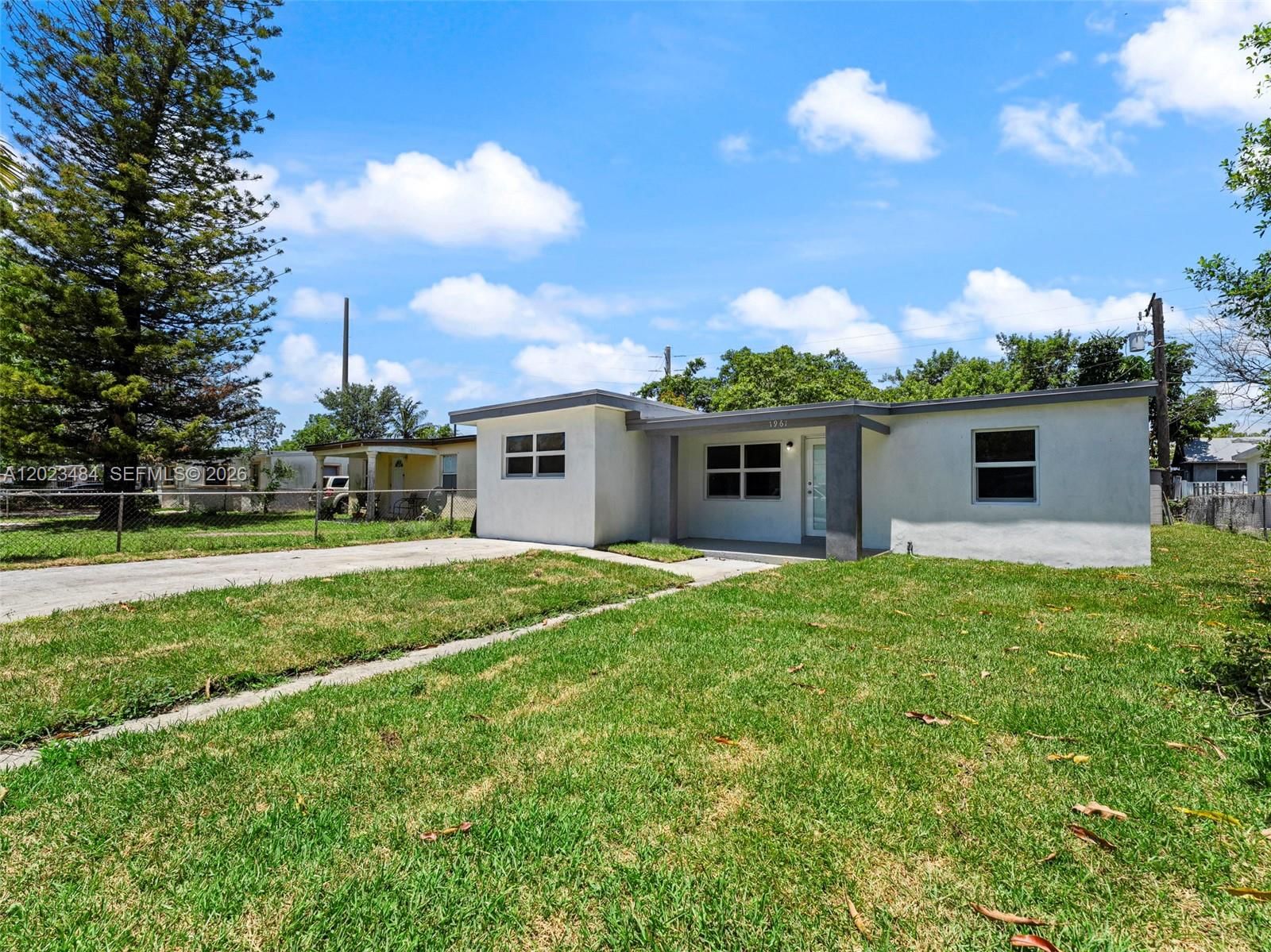 Real estate property located at 1961 Rutland St, Miami-dade, Magnolia Gardens Consolid, Opa Locka, FL