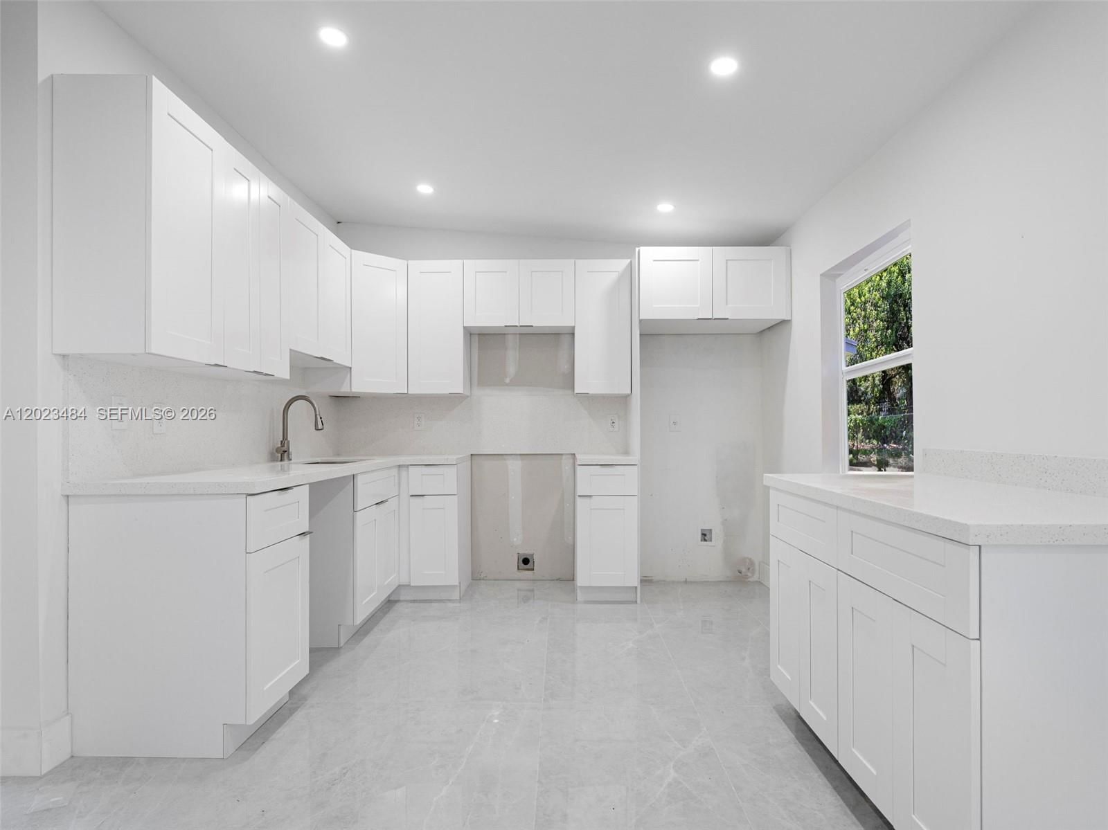 Real estate property located at 1961 Rutland St, Miami-dade, Magnolia Gardens Consolid, Opa Locka, FL