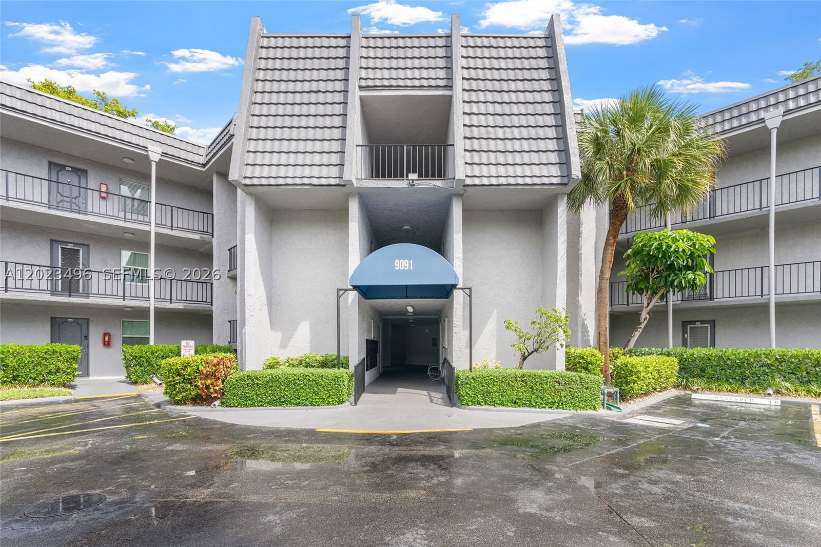 Real estate property located at 9091 Lime Bay Blvd #304, Broward, Lime Bay Condominium 5, Tamarac, FL