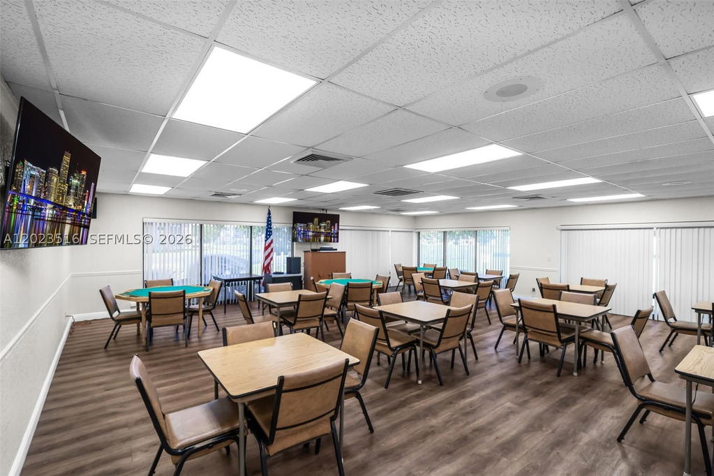 Real estate property located at 8881 Sunrise Lakes Blvd #206, Broward, Sunrise Lakes 75 Condo, Sunrise, FL