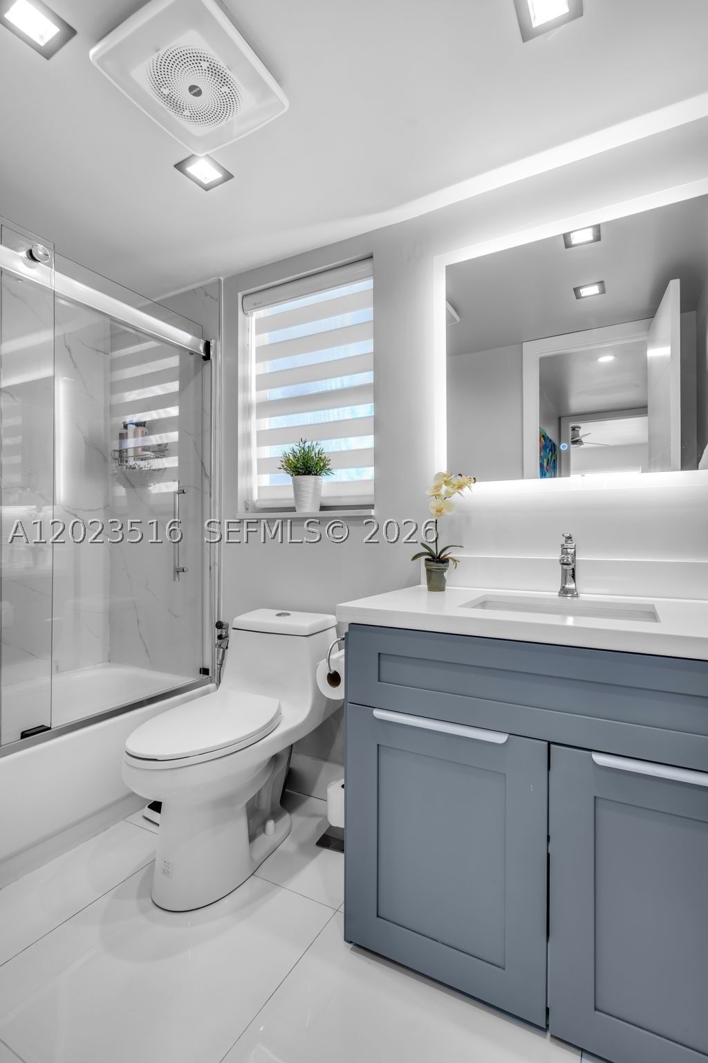 Real estate property located at 8881 Sunrise Lakes Blvd #206, Broward, Sunrise Lakes 75 Condo, Sunrise, FL