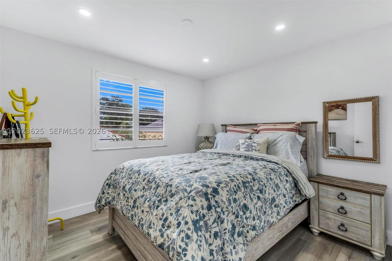 Real estate property located at 11765 91st Ter, Miami-dade, Shadywood Villas, Miami, FL