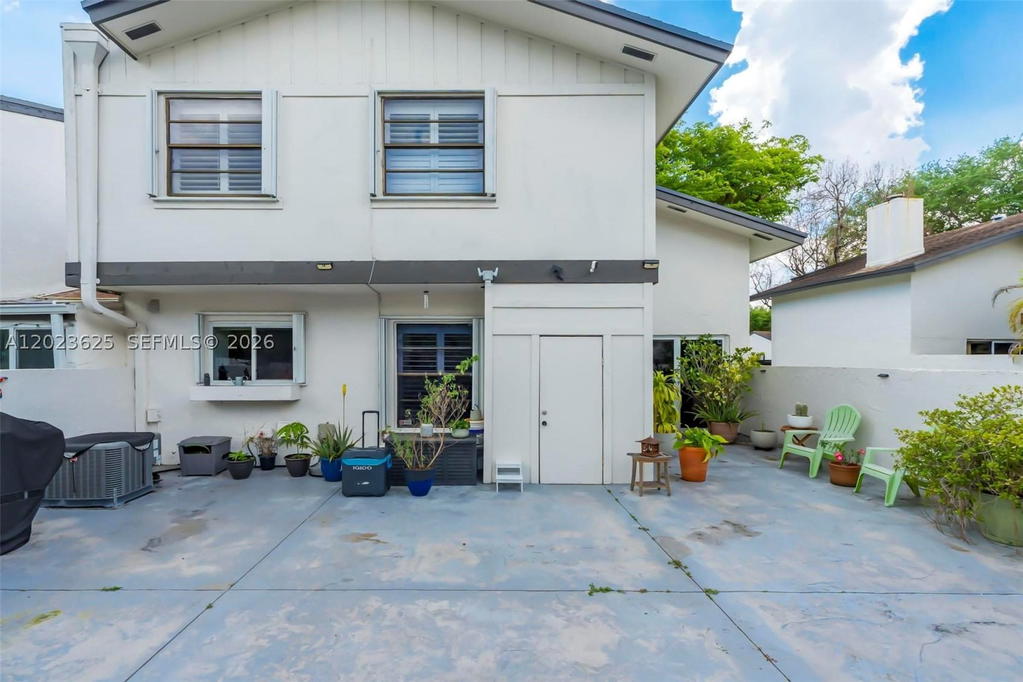 Real estate property located at 11765 91st Ter, Miami-dade, Shadywood Villas, Miami, FL