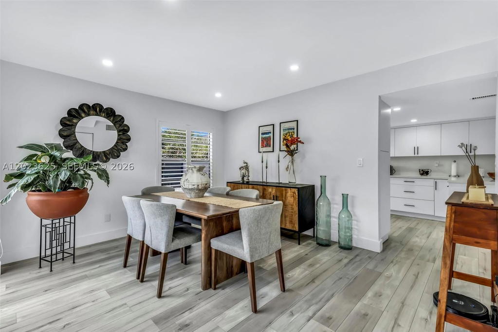 Real estate property located at 11765 91st Ter, Miami-dade, Shadywood Villas, Miami, FL